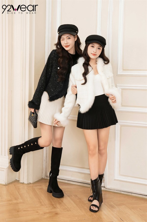 Áo khoác xinh đẹp cổ lông