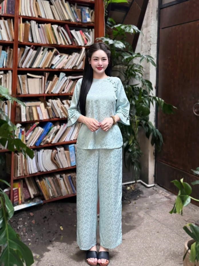 Pháp phục đi chùa cánh tân tay lỡ chất liệu lụa tằm cao cấp mềm mại và thoải mái cho mọi hoạt động