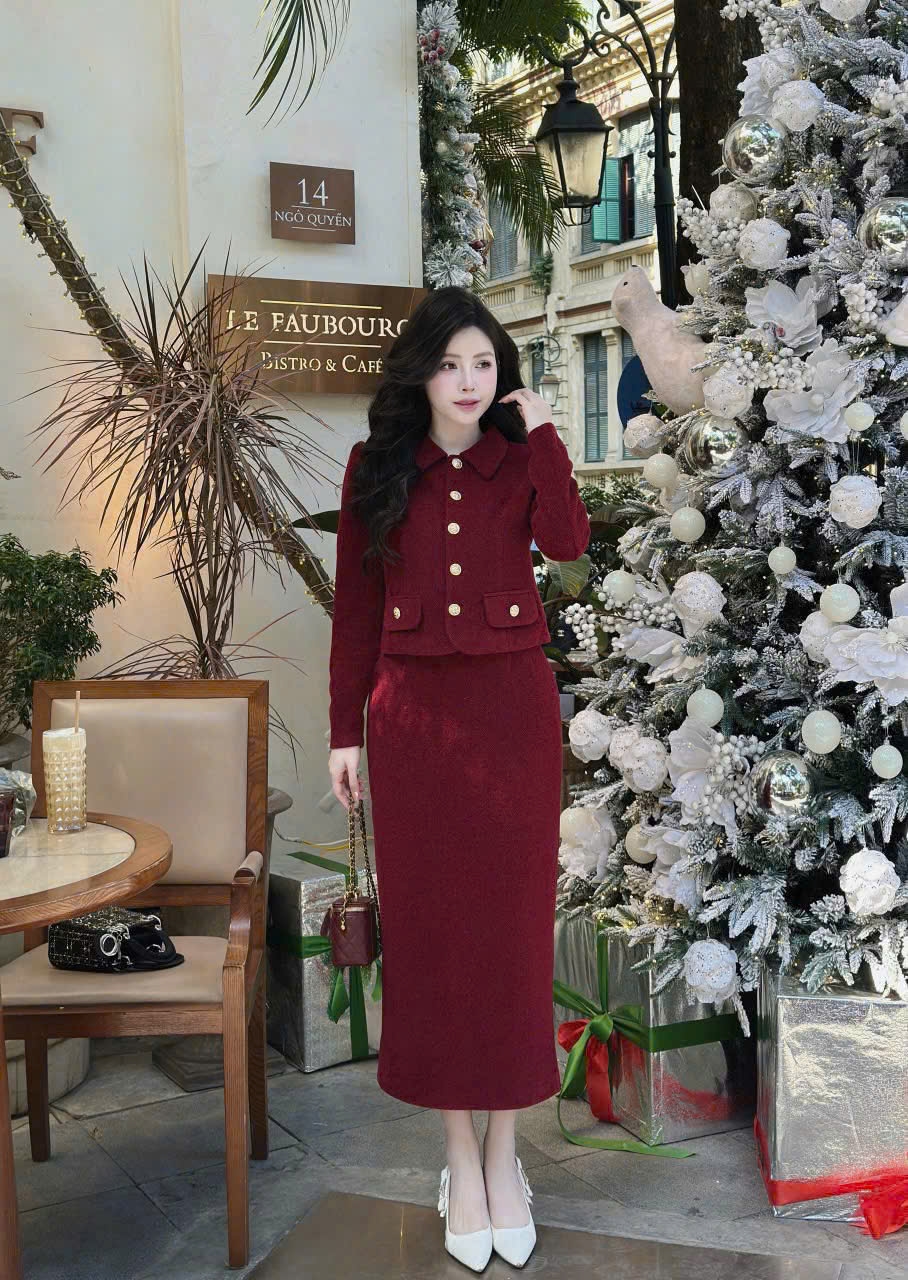 Sét Áo chân vay cổ kiểu Mã 25B010 chất liệu Nhung Cao cấp - Kiểu dáng độc đáo và thu hút - Chất liệu mềm mại và thoải mái 